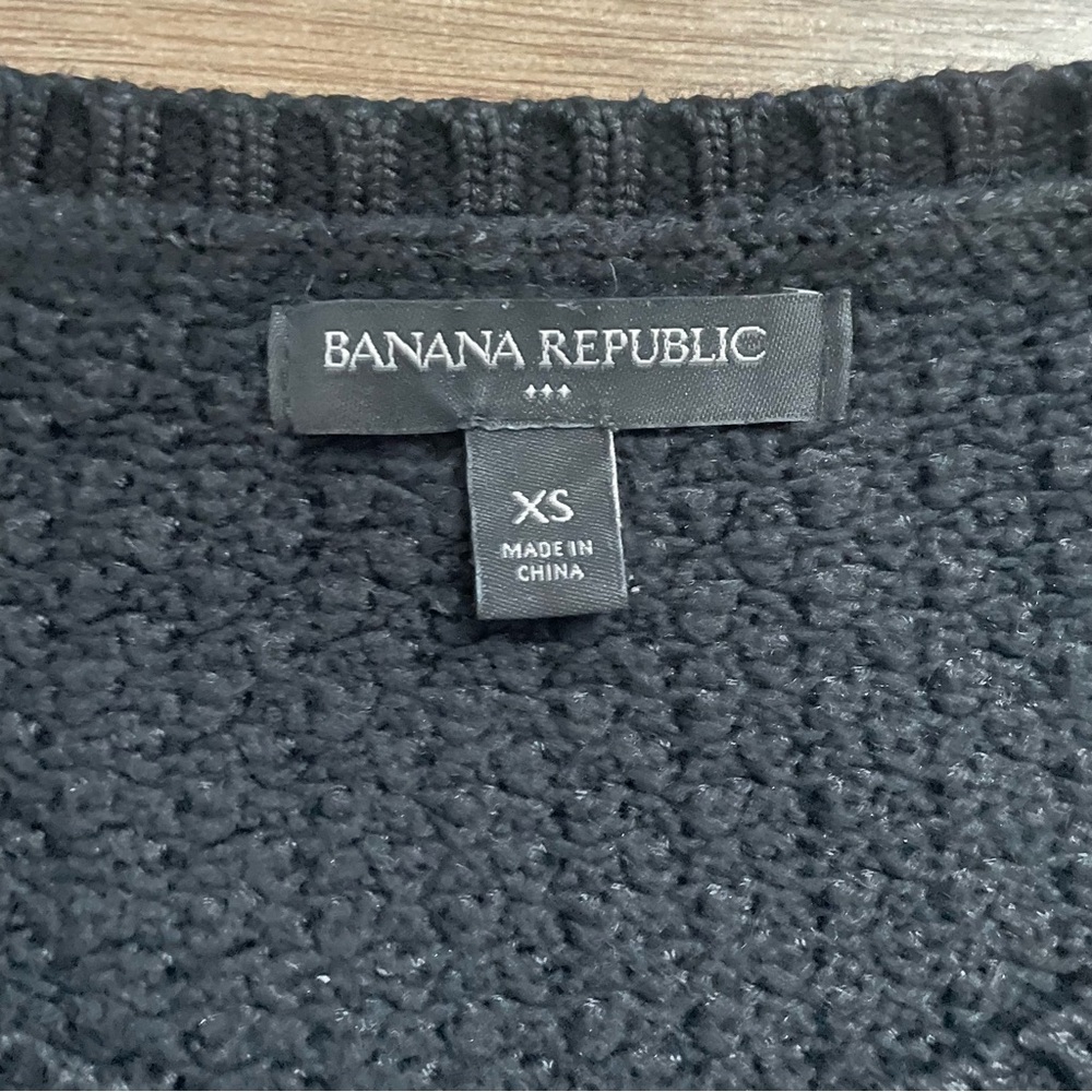 Banana Republic Black Crew Neck Sweater with Textured Knit - Size XS - Picture 6 of 9